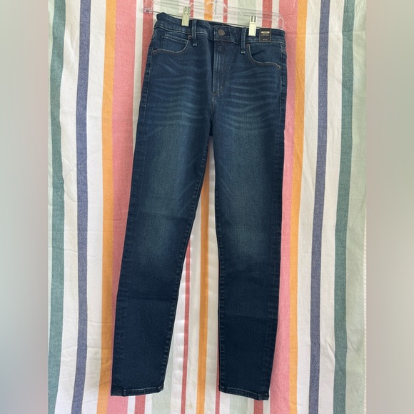 Abercrombie & Fitch Simone High Rise Super Skinny Jeans - Picture 5 of 8